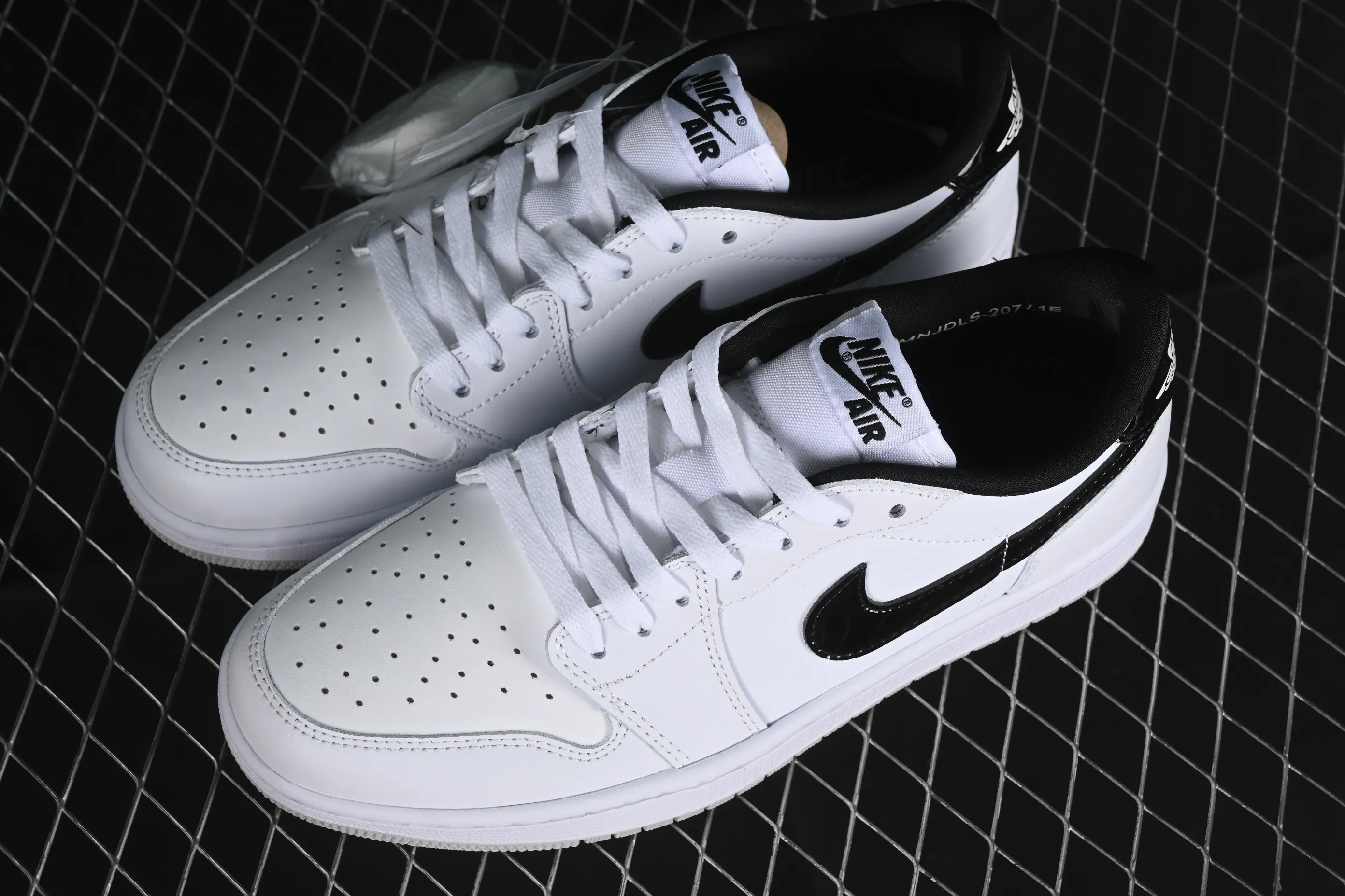 All categories Air Jordan Jordan series basketball shoes Air Jordan 1 Low Z version Air Jordan 1 Low "85 Metallic BLack" AJ1 Joe 1 metallic white and blue FB9933-102